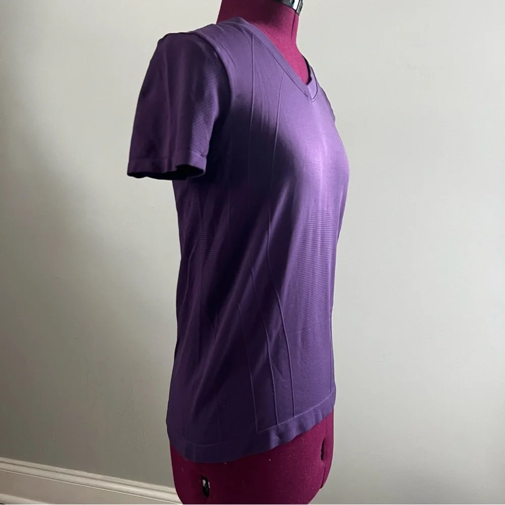 Champion C9 Purple Compression V-Neck Top, Small - Picture 4 of 8